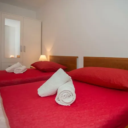 Ana Apartman
