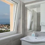 Ana Apartment *