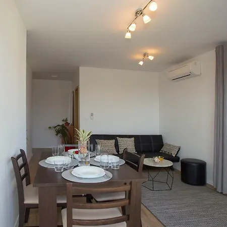 Apartment Ana *